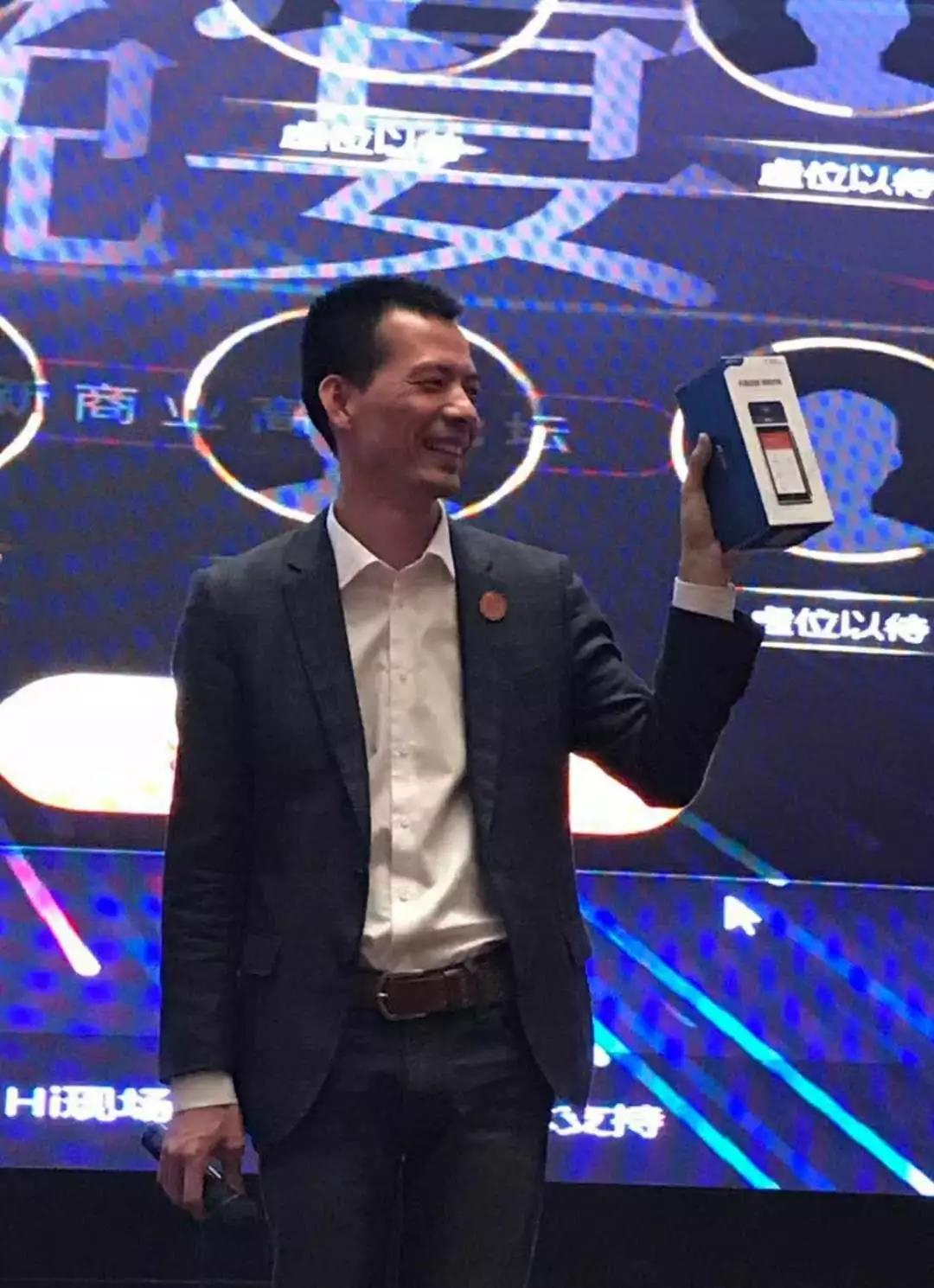 扬名广场:盟POS又怒刷存在感了,连科脉大BOSS都疯狂打call 扬名广场:盟POS又怒刷存在感了,连科脉大BOSS都疯狂打call
