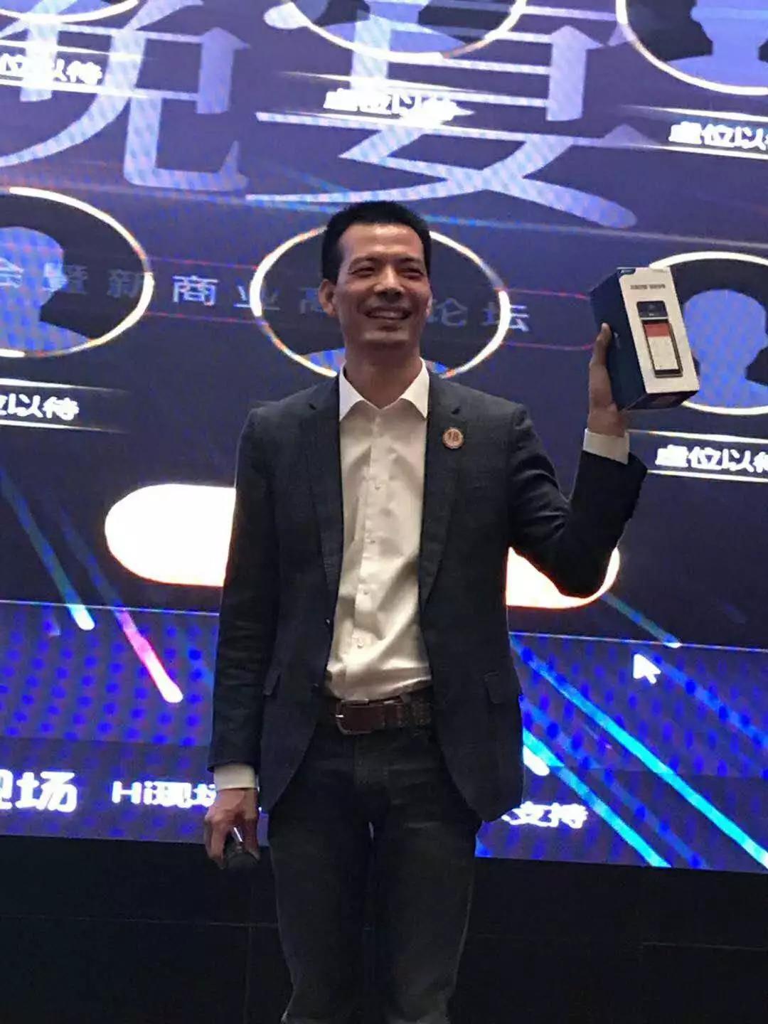 扬名广场:盟POS又怒刷存在感了,连科脉大BOSS都疯狂打call 扬名广场:盟POS又怒刷存在感了,连科脉大BOSS都疯狂打call