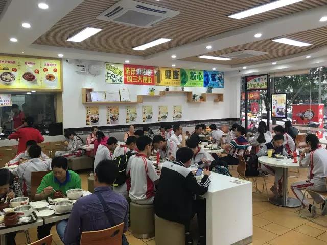 姑妈豆腐花：如何从一个街边小店晋升为集传统、创新于一体的甜品连锁企业？
