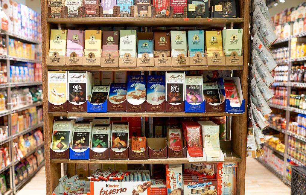 2022年年轻人适合开什么店创业？